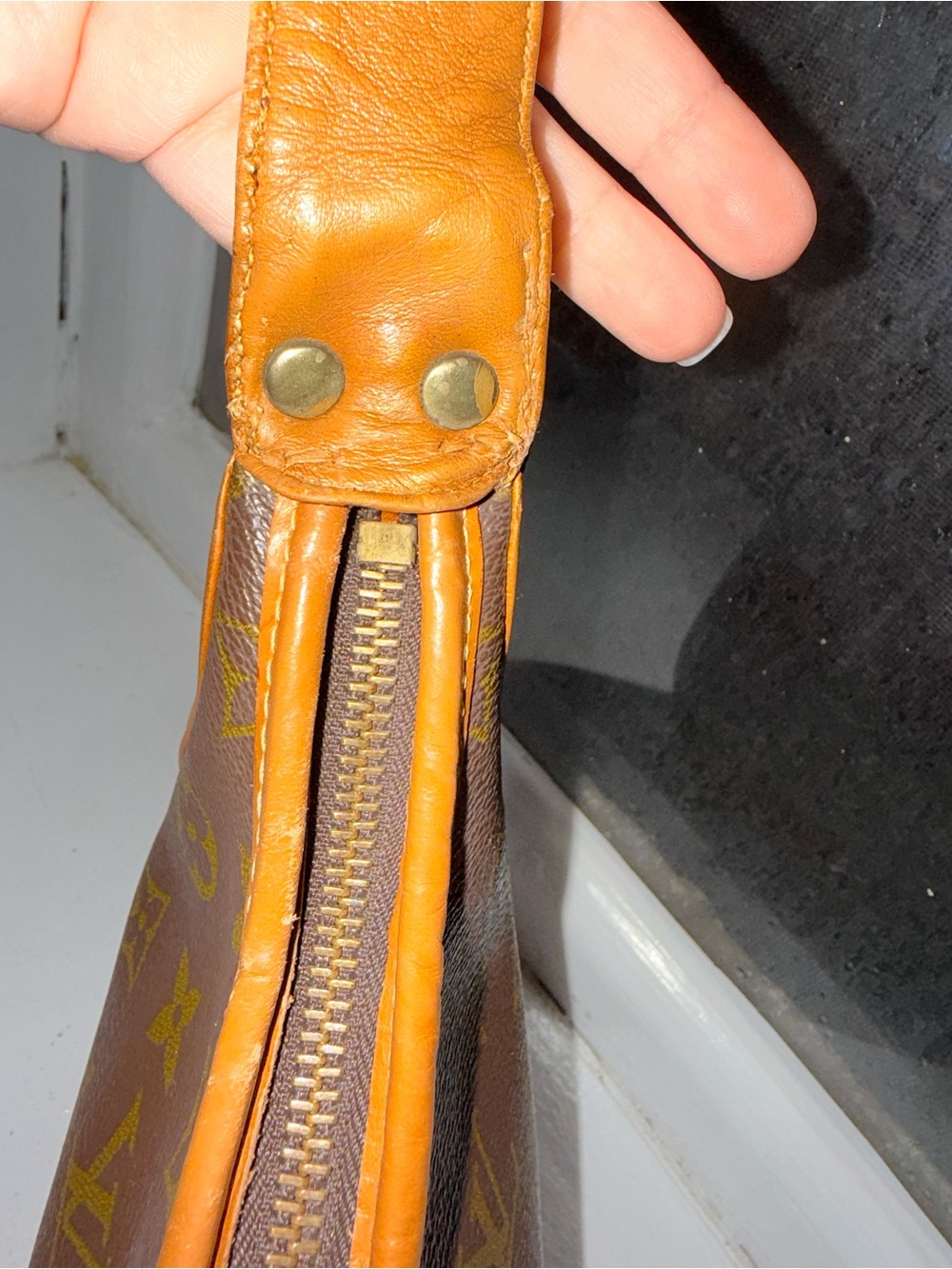 Louis Vuitton Rare Vintage 1970s French Company Boulogne Shoulder Bag - Picture 5 of 11